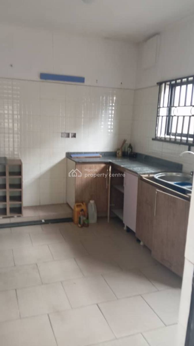 5bedrooms Detached Duplex, Off Ayodele Ogunbiyi Street, Anthony, Maryland, Lagos, Detached Duplex for Rent
