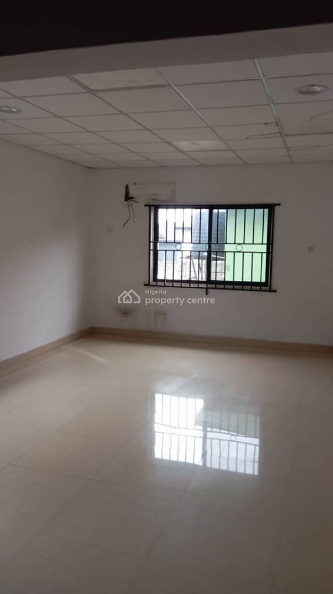 5bedrooms Detached Duplex, Off Ayodele Ogunbiyi Street, Anthony, Maryland, Lagos, Detached Duplex for Rent