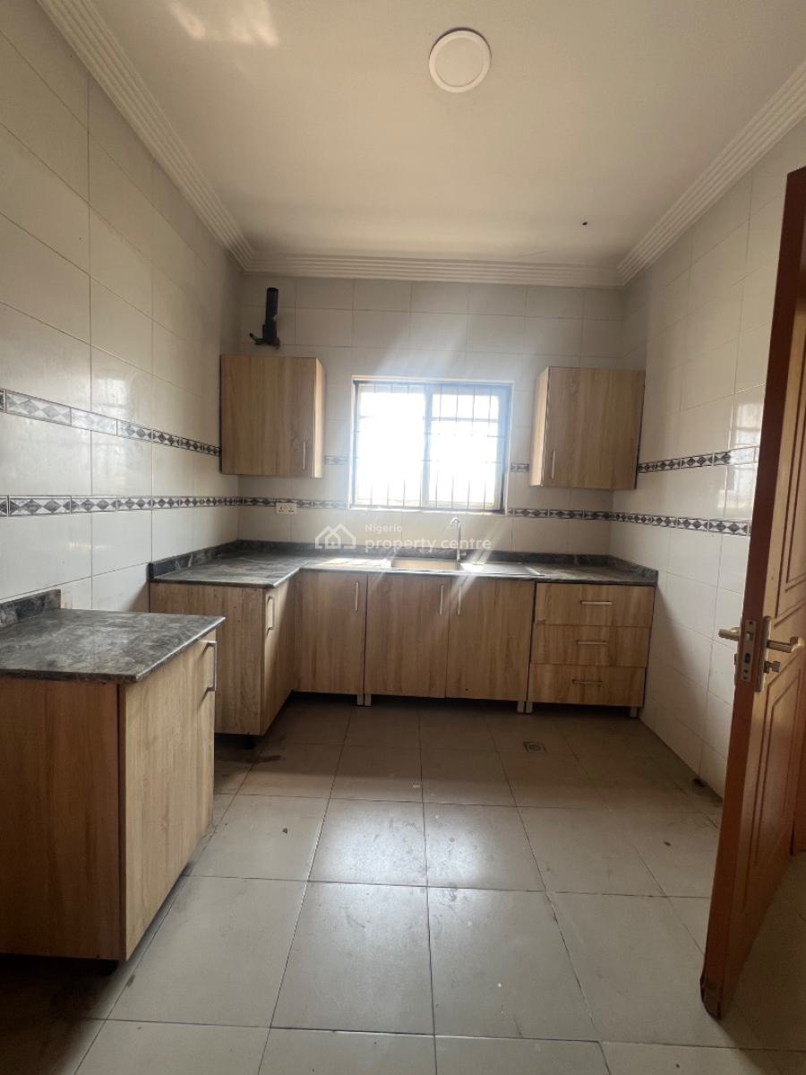Spacious 2 Bedroom Apartment, Ogidan Estate, Sangotedo, Ajah, Lagos, Flat / Apartment for Rent