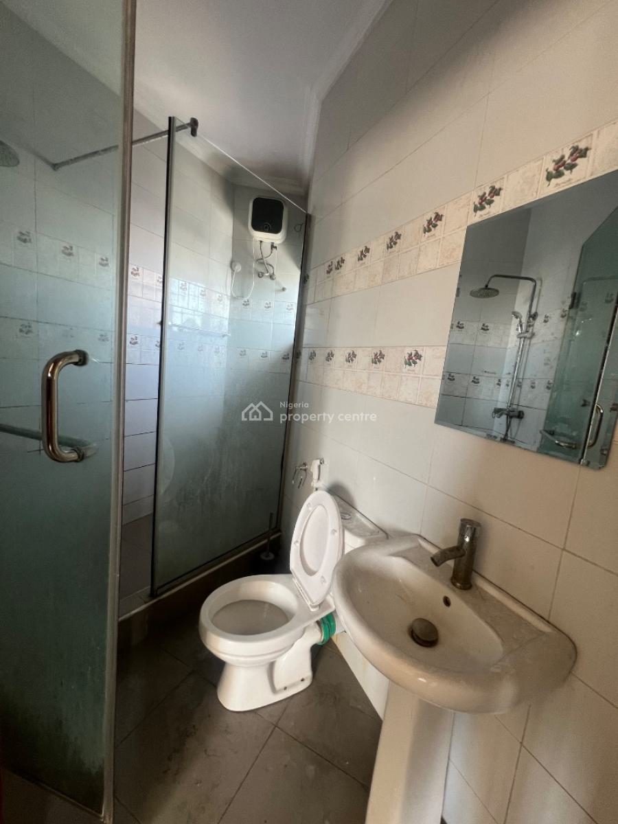 Spacious 2 Bedroom Apartment, Ogidan Estate, Sangotedo, Ajah, Lagos, Flat / Apartment for Rent