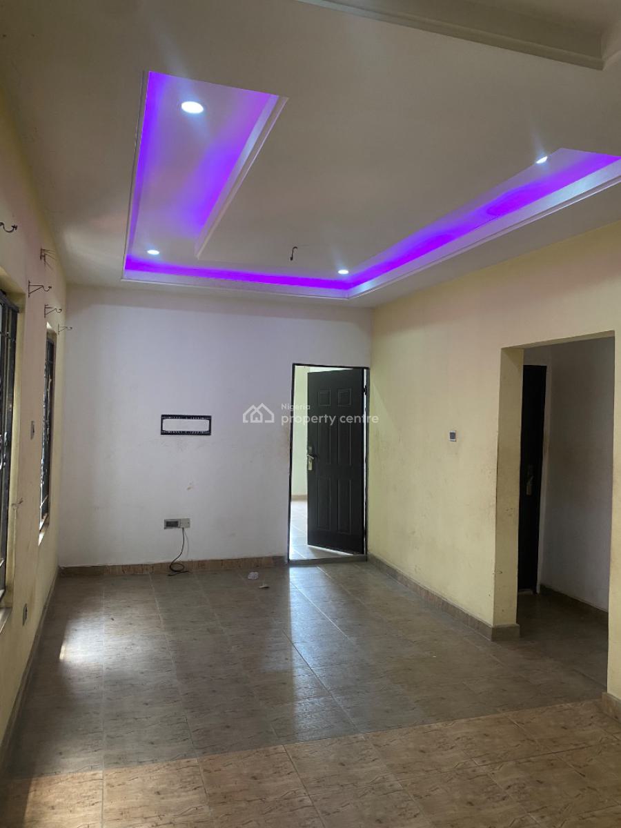 Luxury Modern and Standard 3-bedroom Flat Upstairs Both En-suite, Agboyi Estate, Alapere, Ketu, Lagos, Flat / Apartment for Rent