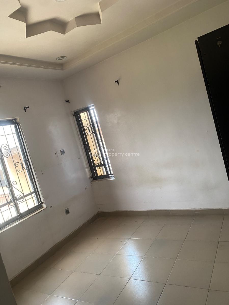 Luxury Modern and Standard 3-bedroom Flat Upstairs Both En-suite, Agboyi Estate, Alapere, Ketu, Lagos, Flat / Apartment for Rent