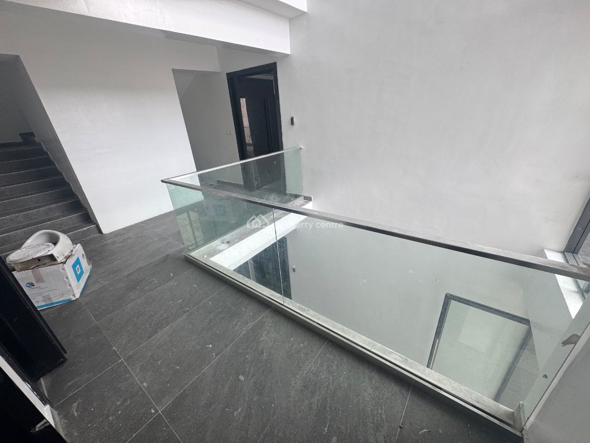 a Super Luxury Fully Serviced 1 Bedroom with Stunning View, Off Freedom Way, Lekki Phase 1, Lekki, Lagos, Mini Flat (room and Parlour) for Rent