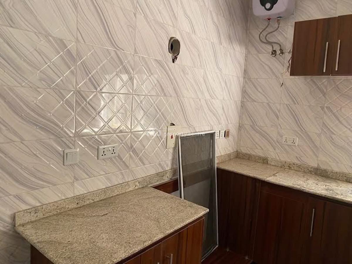 Luxury 3bedroom Apartment, Gilmor, Tarred Road, Jahi, Abuja, Block of Flats for Sale