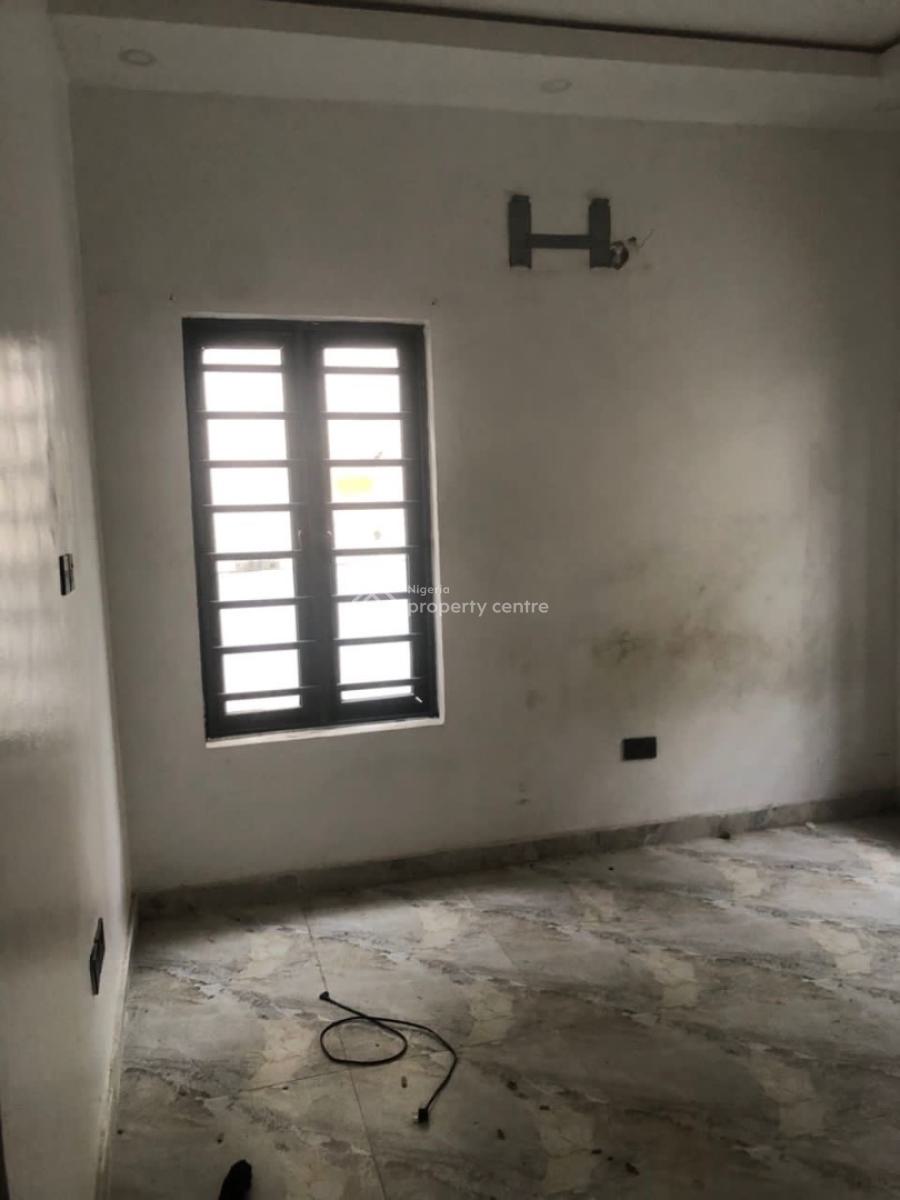 Spacious 2 Bedroom Apartment, Agungi Estate, Agungi, Lekki, Lagos, Flat / Apartment for Rent