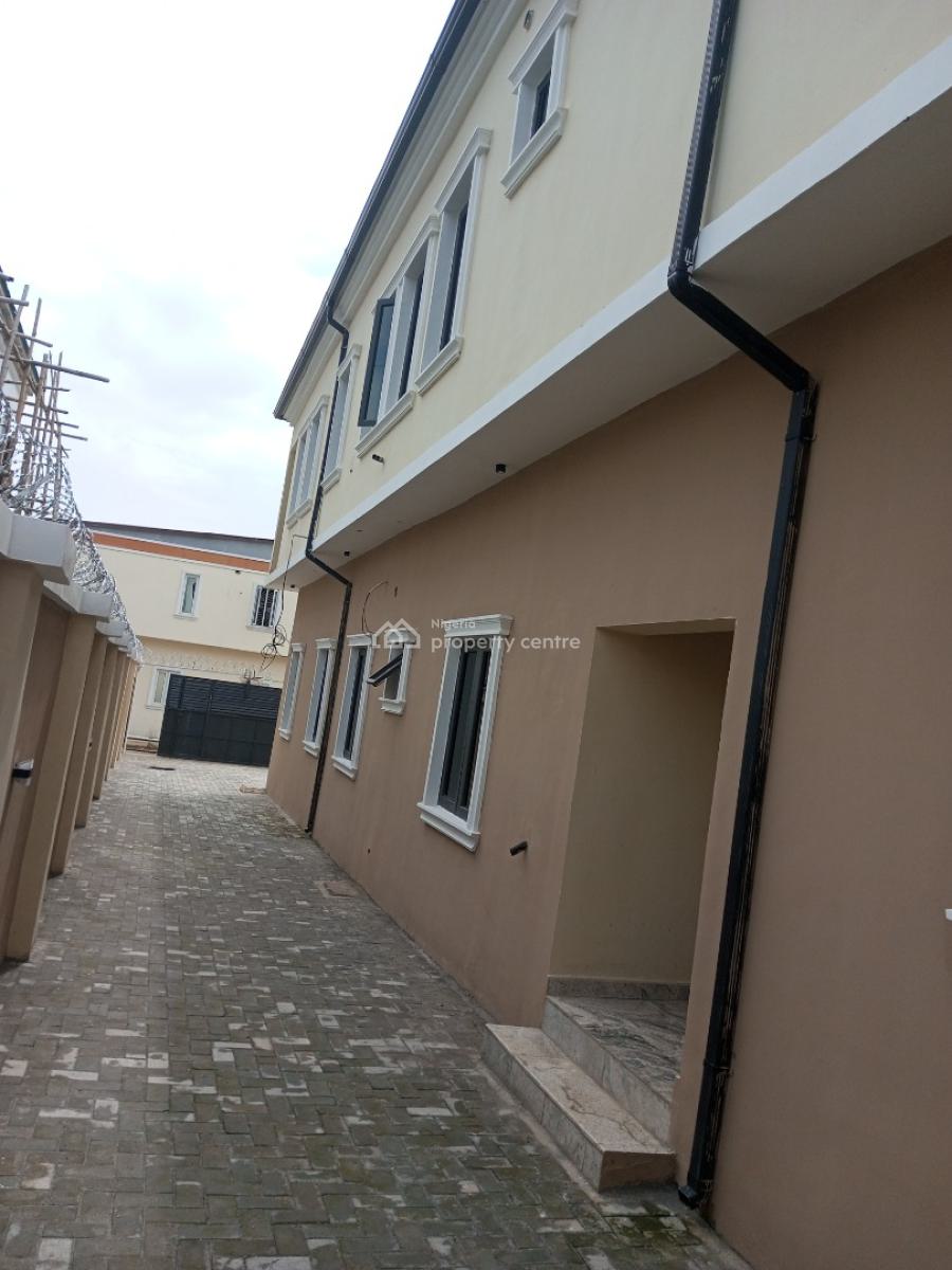 3 Bedrooms Duplex with Bq Available in an Estate, Apo - Wumba Axis, Apo, Abuja, Semi-detached Duplex for Rent
