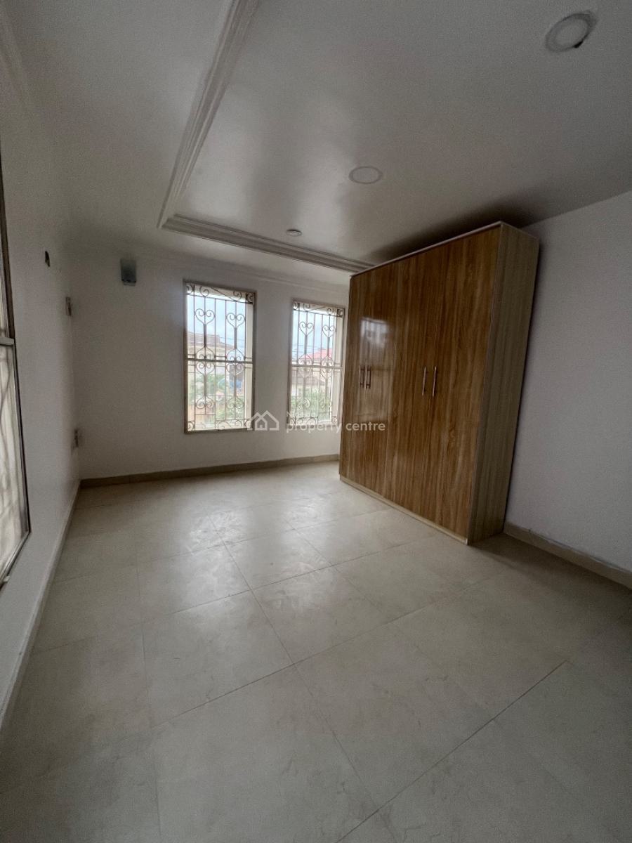 Spacious Mini Flat Available, Lekki Phase 1, Lekki, Lagos, Mini Flat (room and Parlour) for Rent