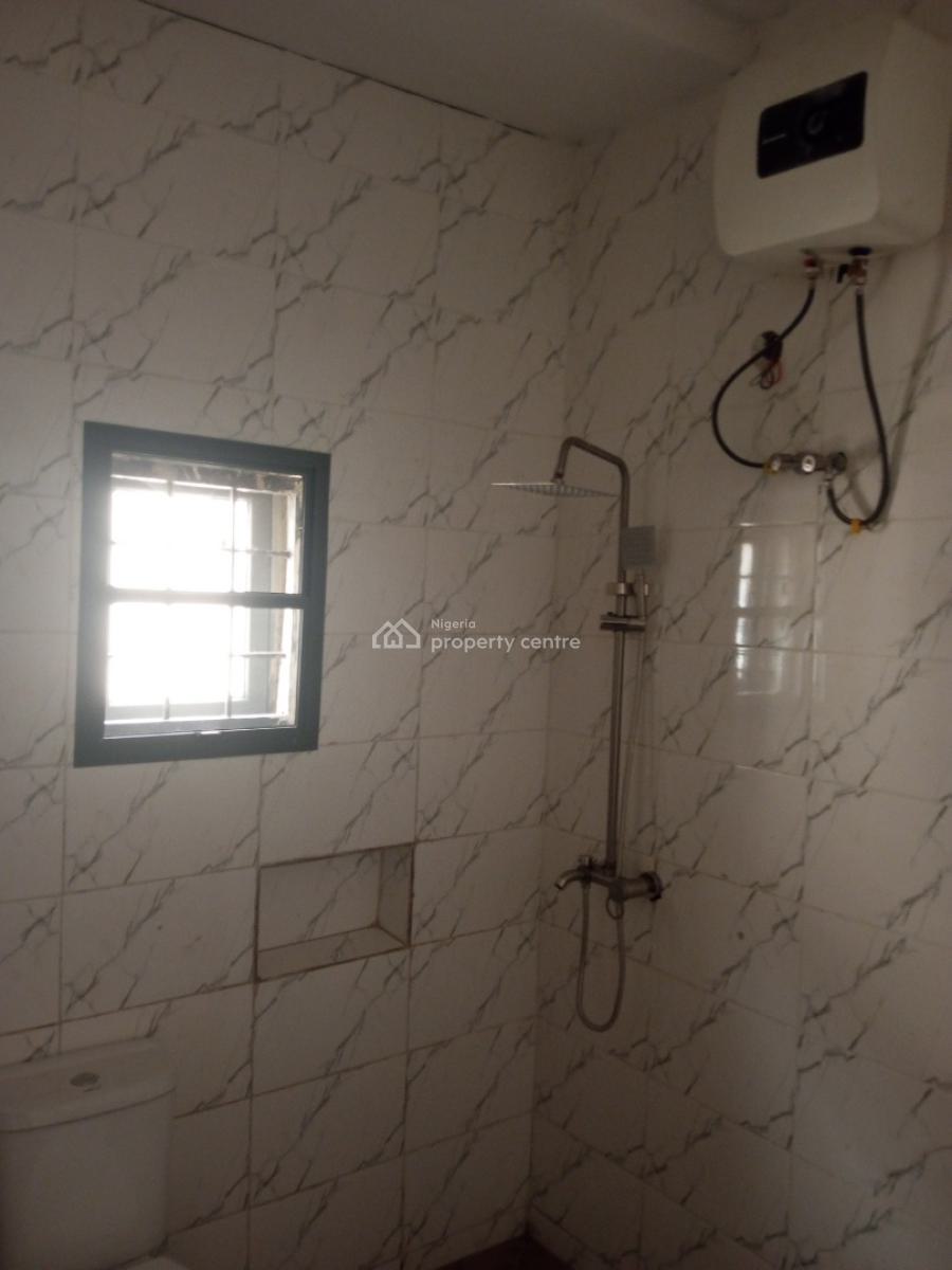 3 Bedrooms Duplex Available in an Estate, Apo Wumba Axis, Apo, Abuja, Terraced Duplex for Rent