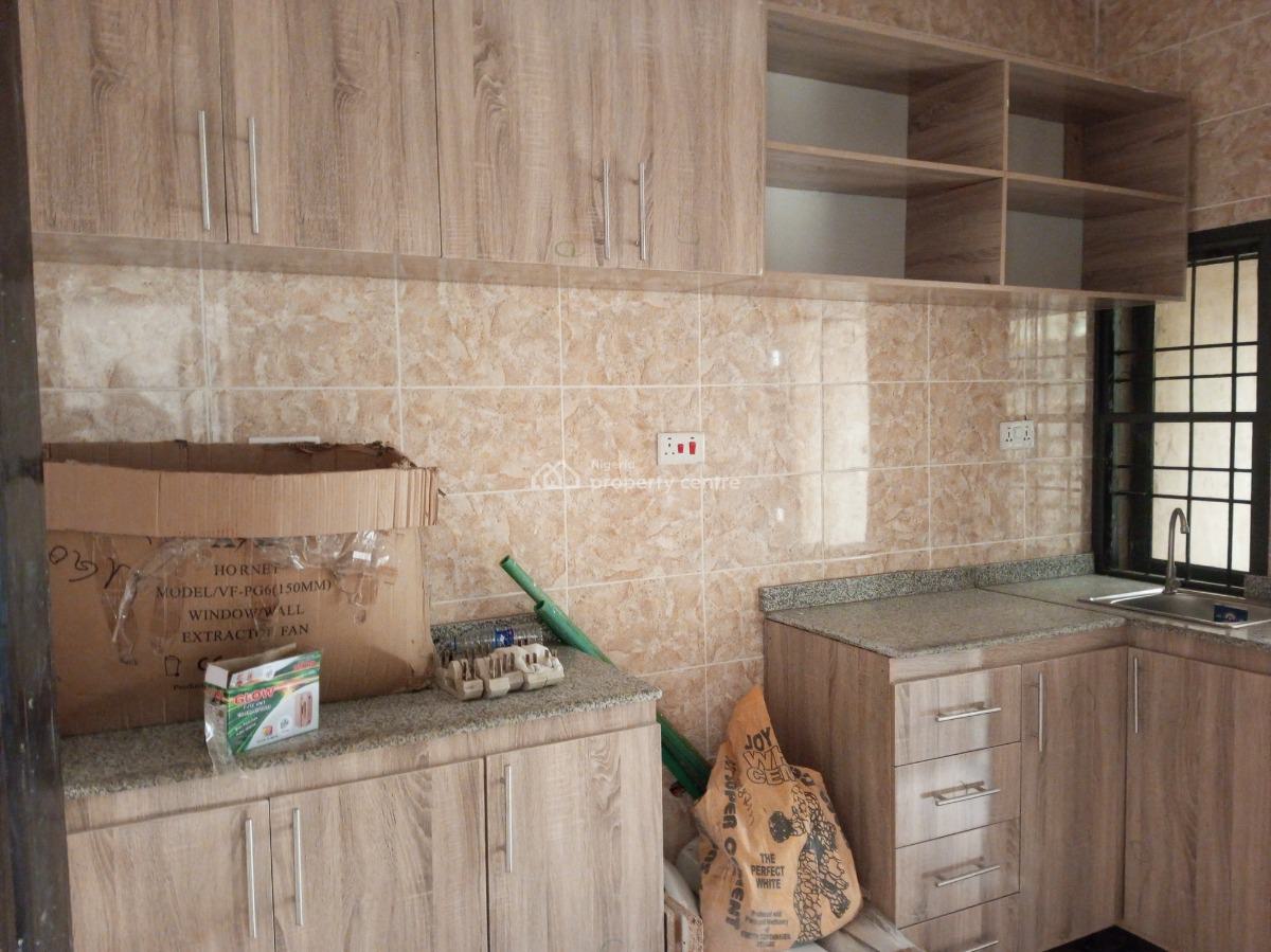 3 Bedrooms Duplex Available in an Estate, Apo Wumba Axis, Apo, Abuja, Terraced Duplex for Rent