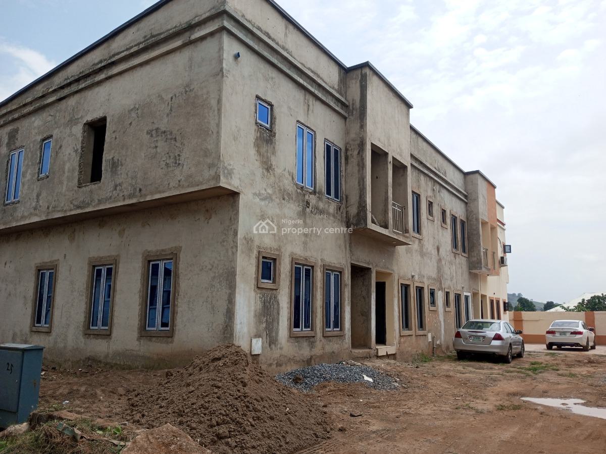 3 Bedrooms Duplex Available in an Estate, Apo Wumba Axis, Apo, Abuja, Terraced Duplex for Rent