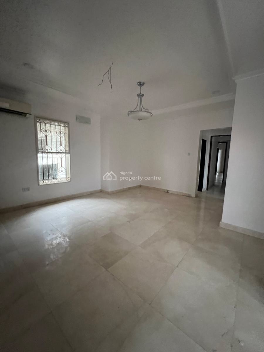 Spacious 2 Bedroom Penthouse Available, Lekki Phase 1, Lekki Phase 1, Lekki, Lagos, Flat / Apartment for Rent