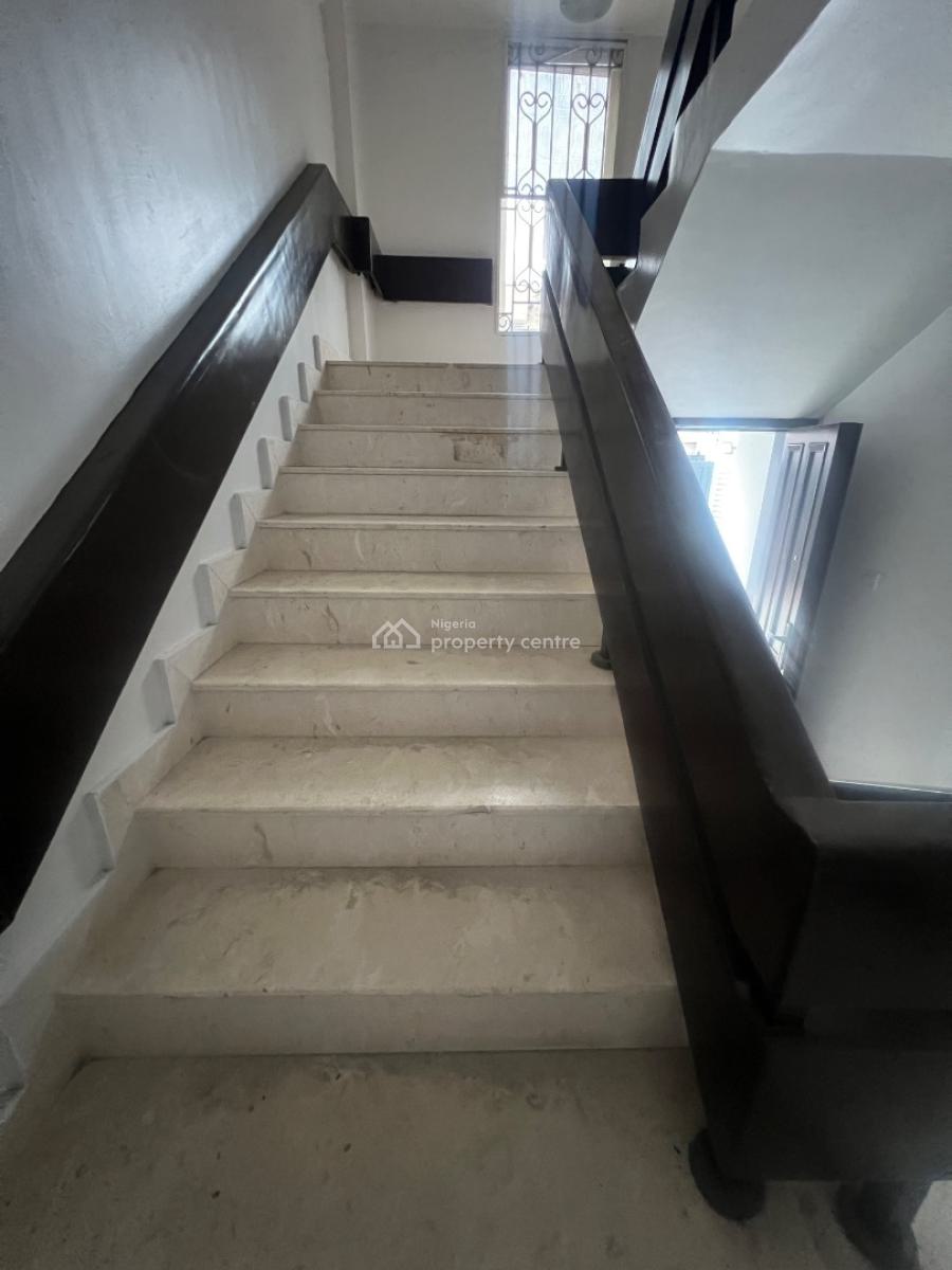 Spacious 3 Bedroom Apartment Available, Lekki Phase 1, Lekki Phase 1, Lekki, Lagos, Flat / Apartment for Rent