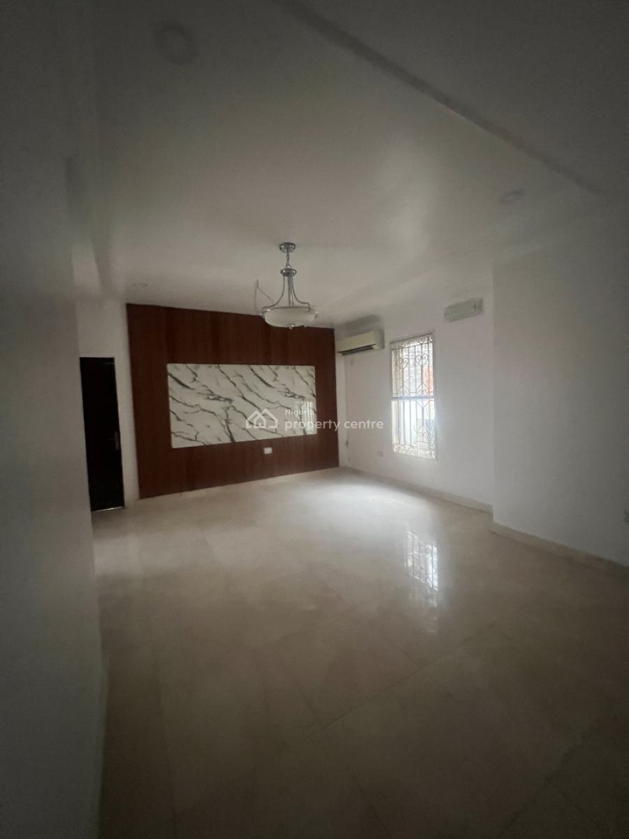 Spacious 3 Bedroom Apartment Available, Lekki Phase 1, Lekki Phase 1, Lekki, Lagos, Flat / Apartment for Rent