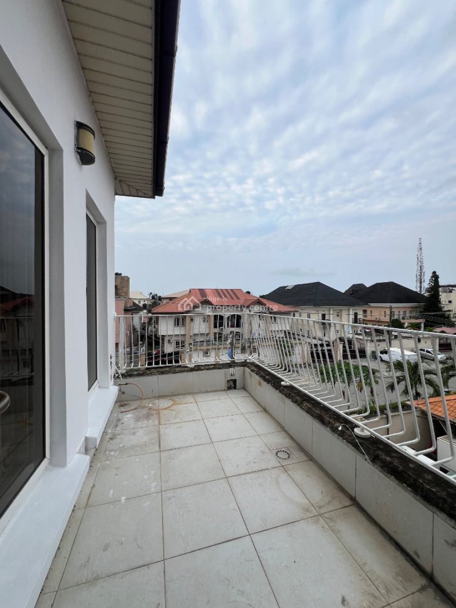 Spacious 3 Bedroom Apartment Available, Lekki Phase 1, Lekki Phase 1, Lekki, Lagos, Flat / Apartment for Rent