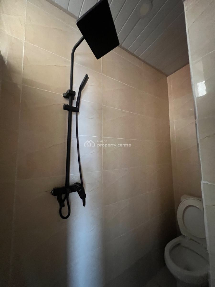 Spacious 3 Bedroom Apartment Available, Lekki Phase 1, Lekki Phase 1, Lekki, Lagos, Flat / Apartment for Rent