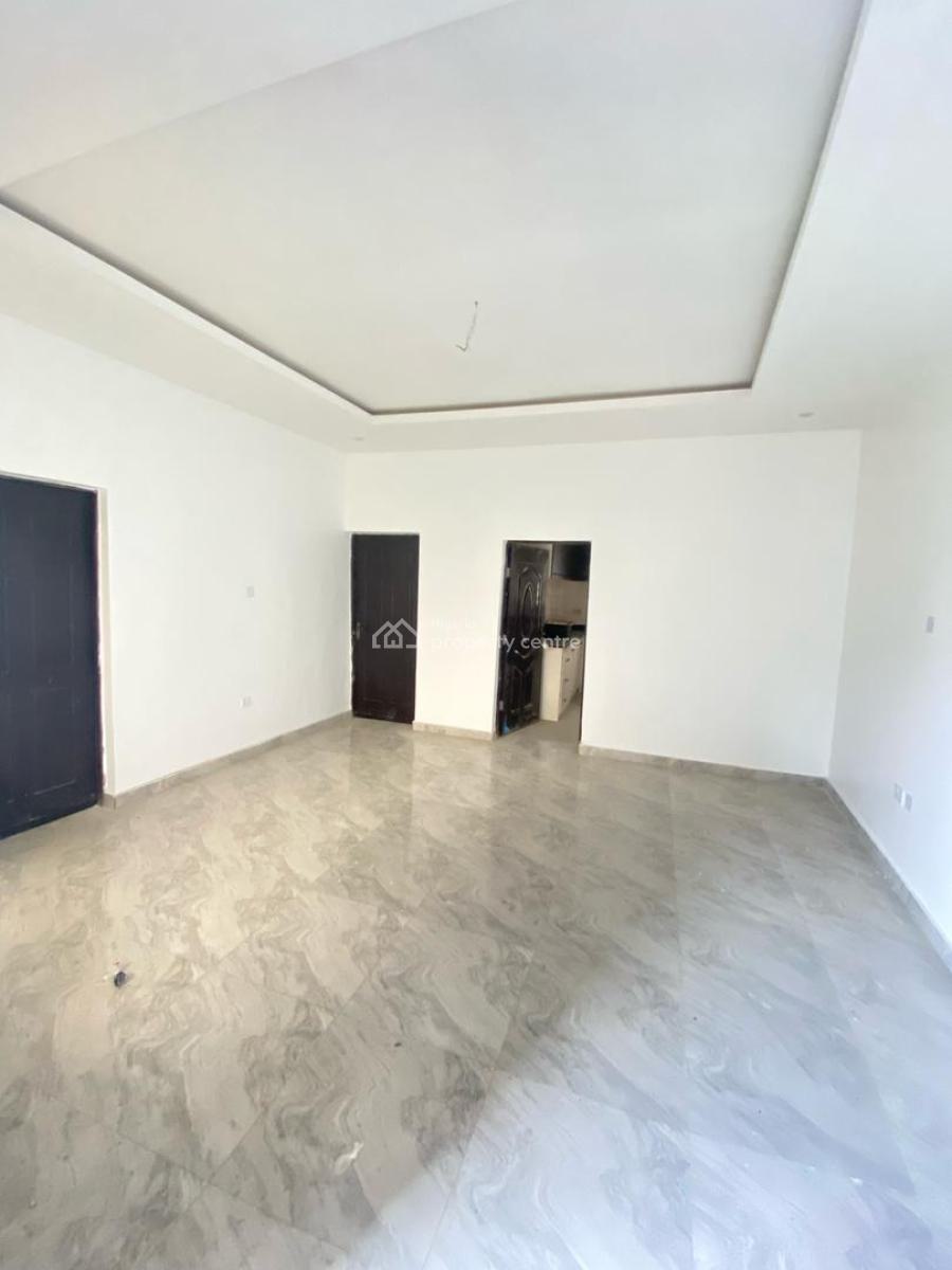 Brand New 2 Bedroom Apartment, Ologolo Main Road, Ologolo, Lekki, Lagos, Flat / Apartment for Sale
