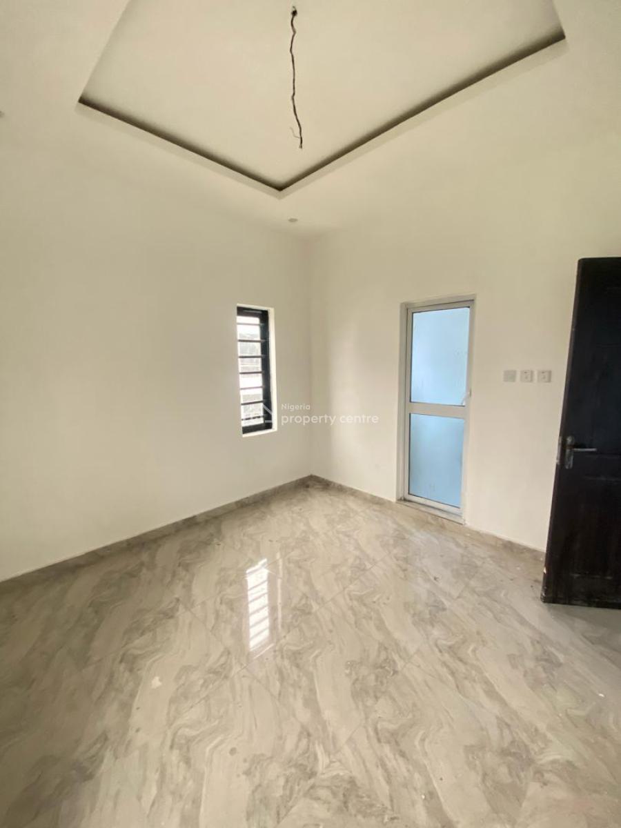 Brand New 2 Bedroom Apartment, Ologolo Main Road, Ologolo, Lekki, Lagos, Flat / Apartment for Sale