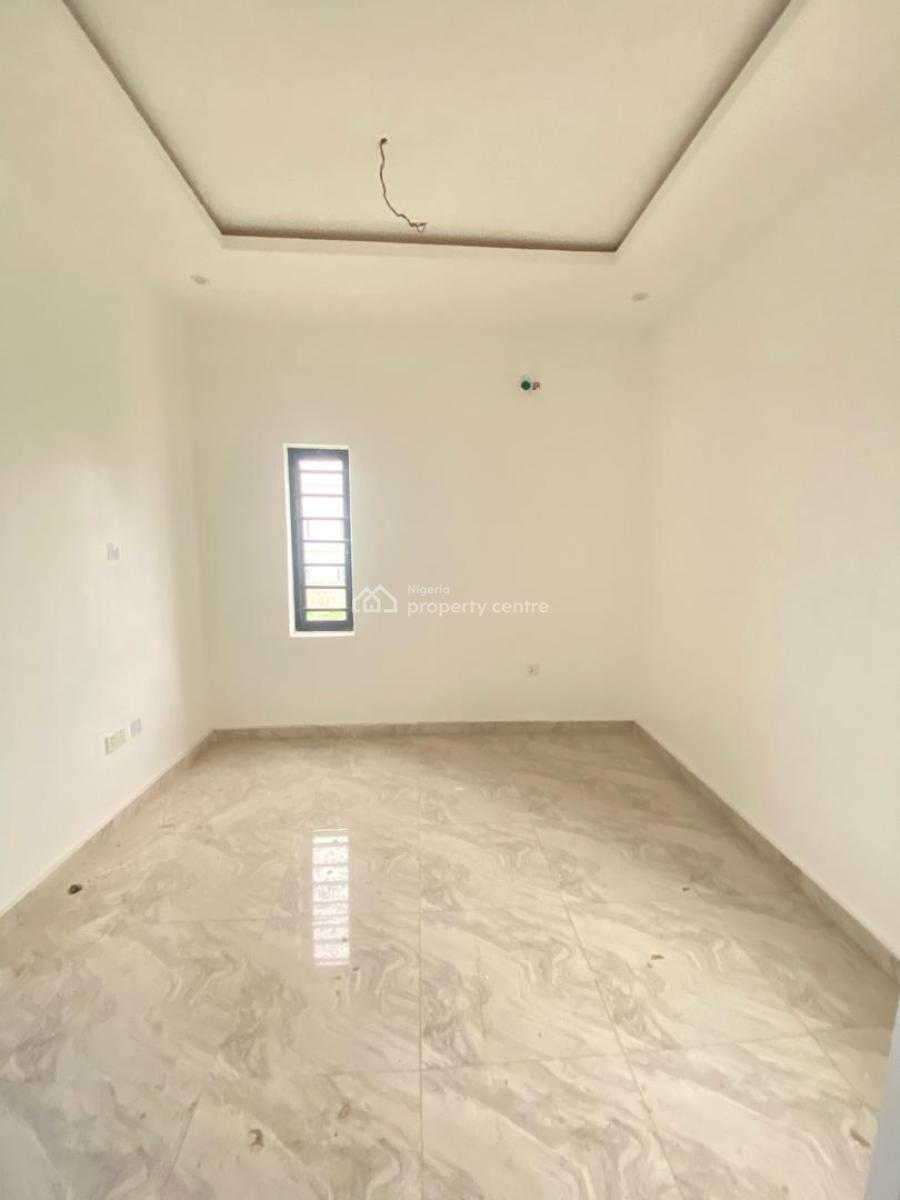 Brand New 2 Bedroom Apartment, Ologolo Main Road, Ologolo, Lekki, Lagos, Flat / Apartment for Sale