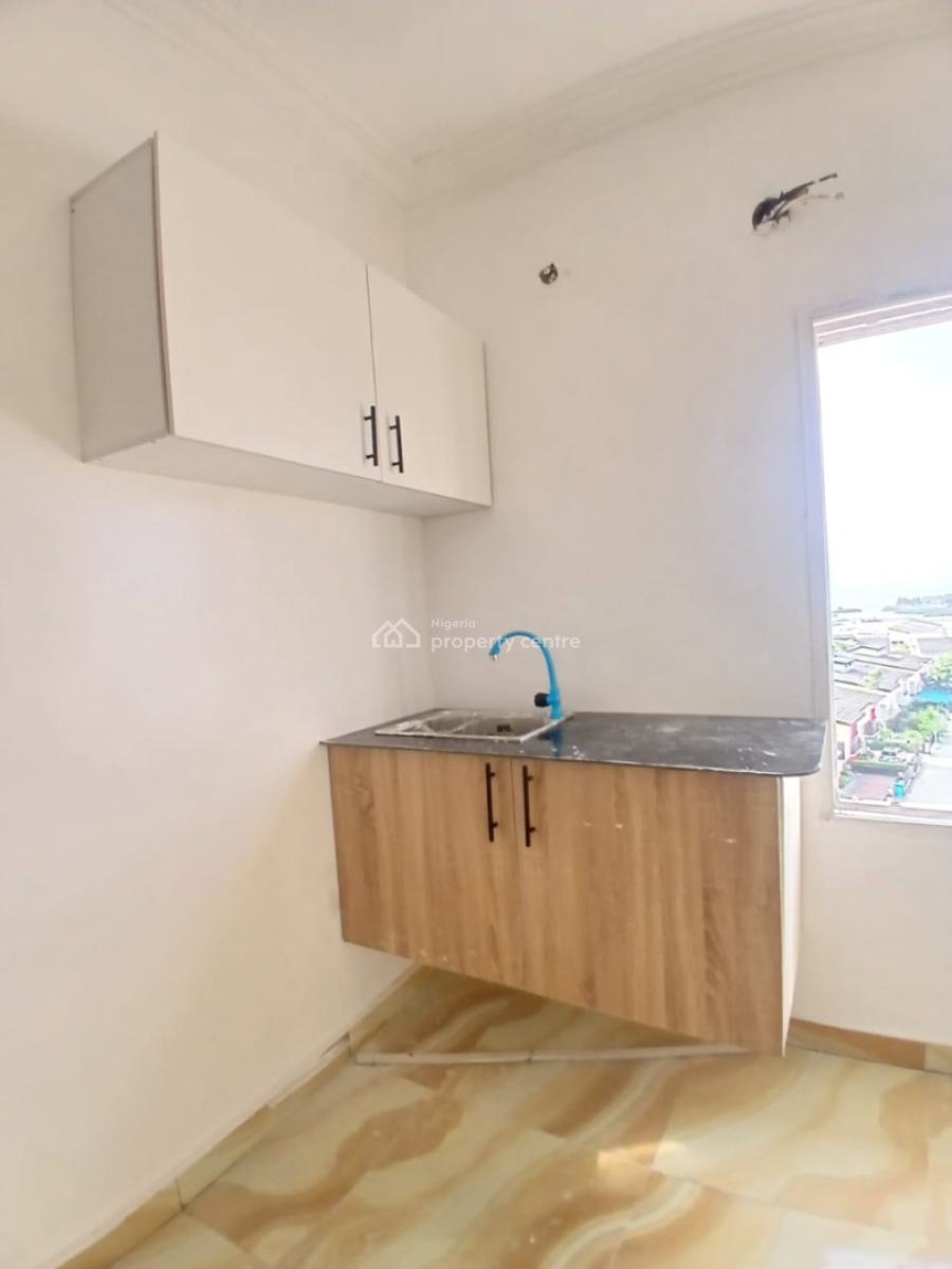 Skyview Studio Apartment with 24hrs Light, Chevron Drive, Lekki Phase 2, Lekki, Lagos, Self Contain (single Rooms) for Rent