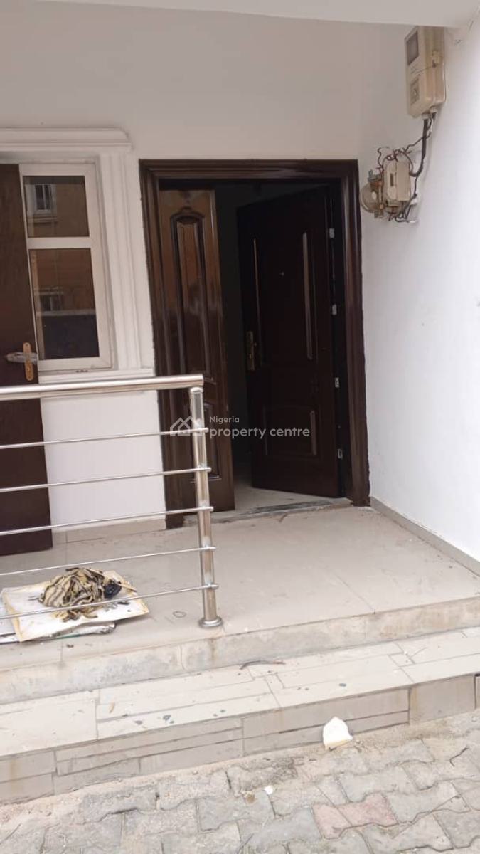 a Luxury 2bed Rooms Flat with Excel, Royal Palm Wiii Estate, Badore, Ajah, Lagos, Flat / Apartment for Rent