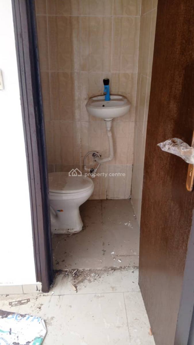 a Luxury 2bed Rooms Flat with Excel, Royal Palm Wiii Estate, Badore, Ajah, Lagos, Flat / Apartment for Rent