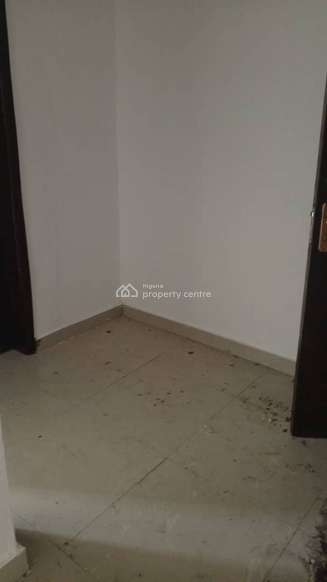 a Luxury 2bed Rooms Flat with Excel, Royal Palm Wiii Estate, Badore, Ajah, Lagos, Flat / Apartment for Rent