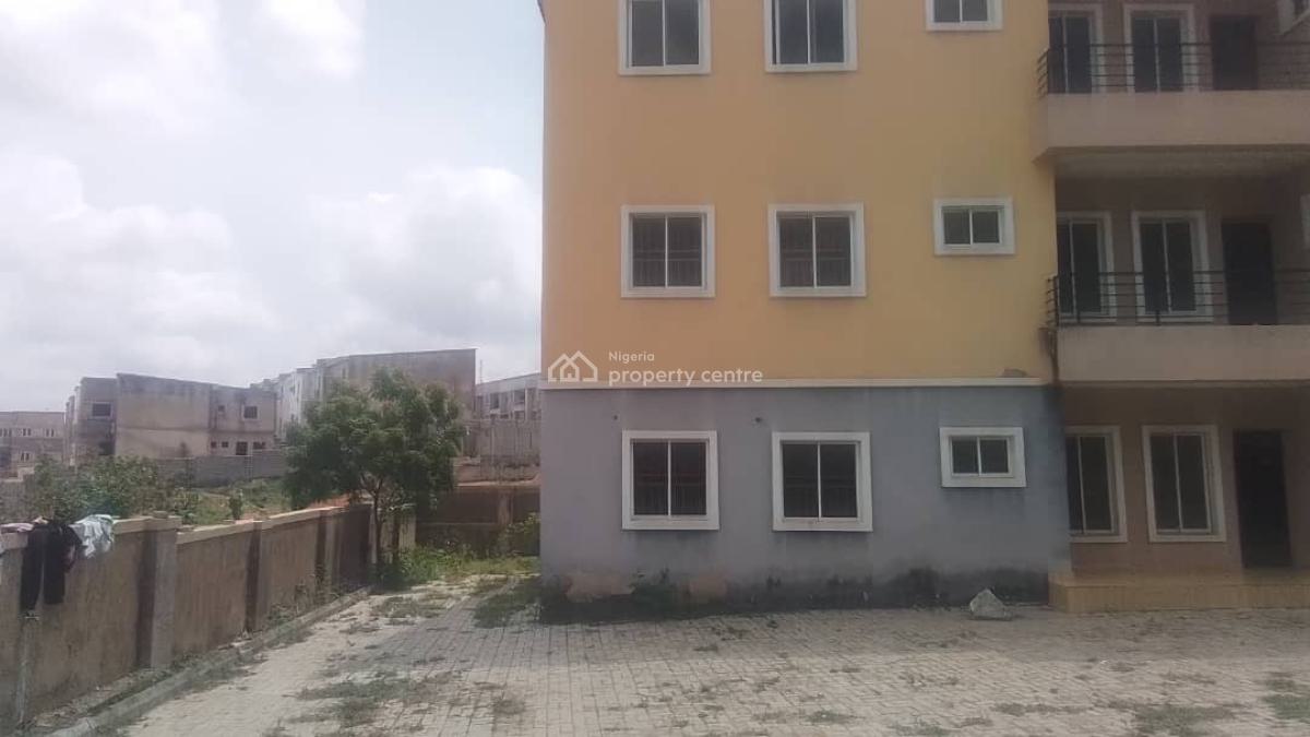 3bedroom Flat, Karmo, Abuja, Flat / Apartment for Sale