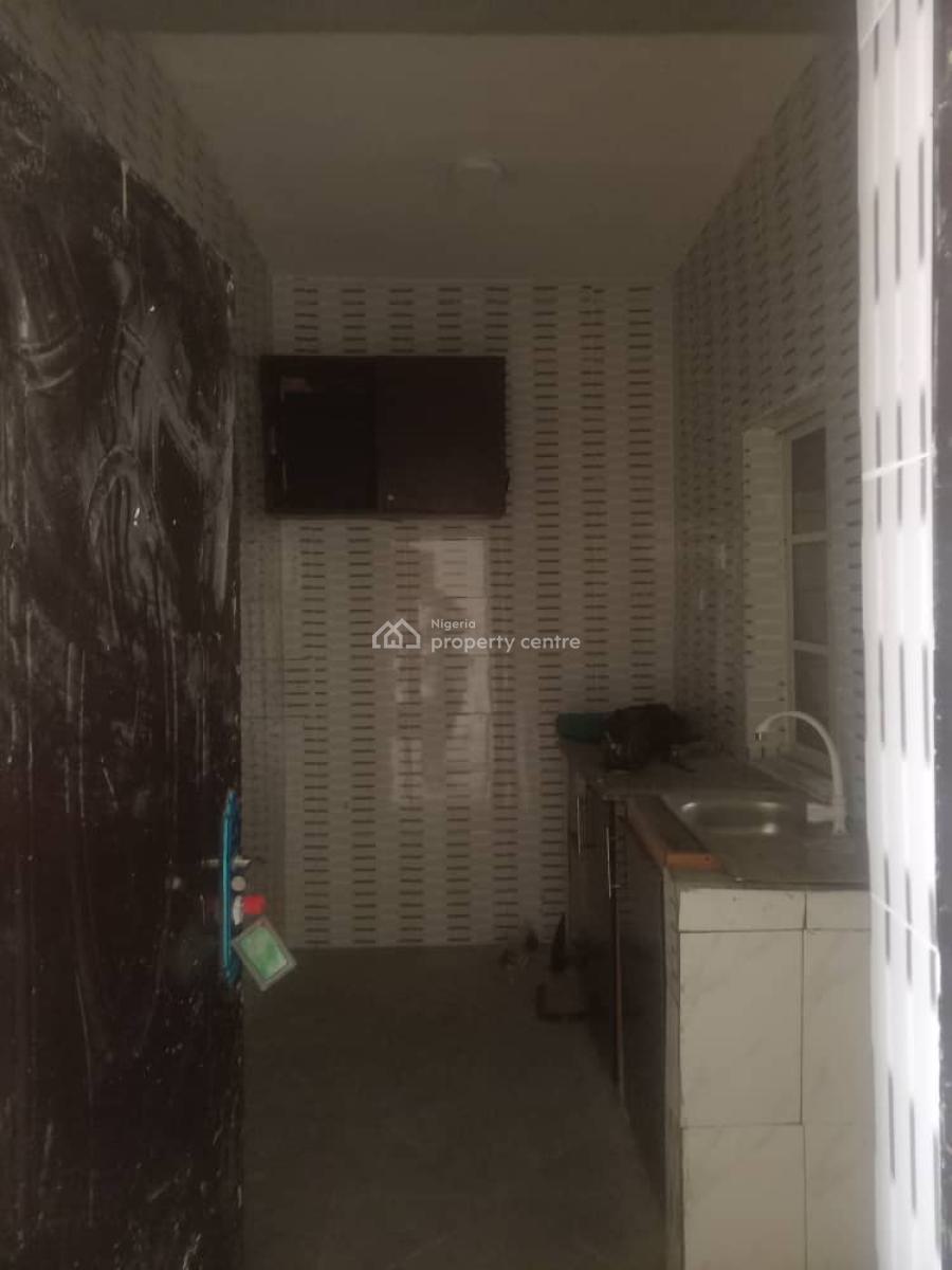 2 Bedroom Apartment, Happy Land Estate, Olokonla, Ajah, Lagos, Flat / Apartment for Rent