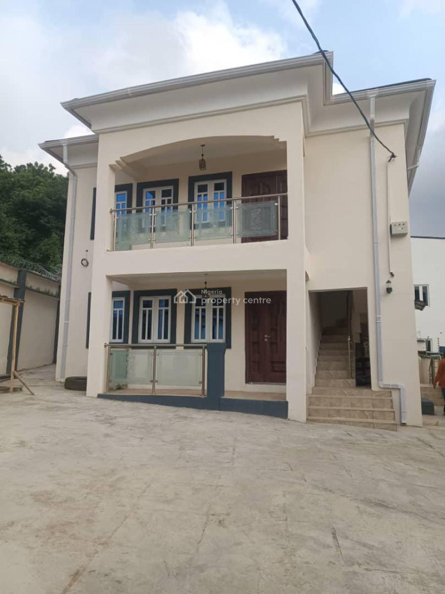 Nicely Built Two Bedroom Flat., New Bodija, Ibadan, Oyo, Flat / Apartment for Rent