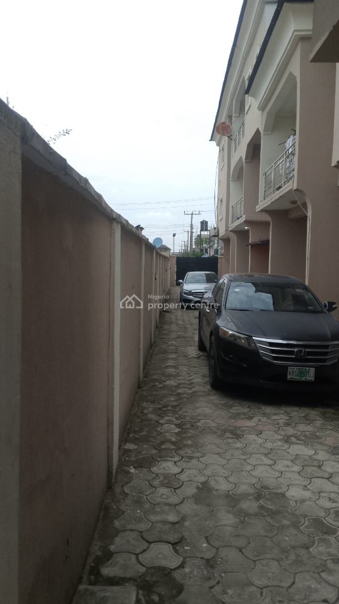 Luxury Apartment, Chevy View Estate, Lekki, Lagos, Mini Flat (room and Parlour) for Rent