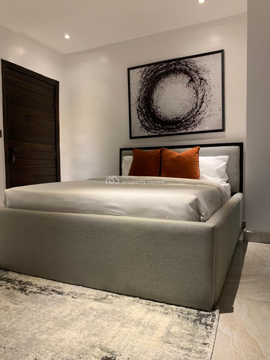 Luxurious & Neat 3-bedroom Serviced Apartment, Freedom Way, Lekki, Lagos, House Short Let