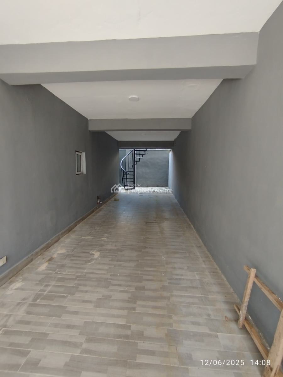 Renovated, Self Compound 4-bedroom Terrace with Bq, Acs, Gate House, Off Bisola Durosinmi Etti Dr, Lekki Phase 1, Lekki, Lagos, Semi-detached Duplex for Rent