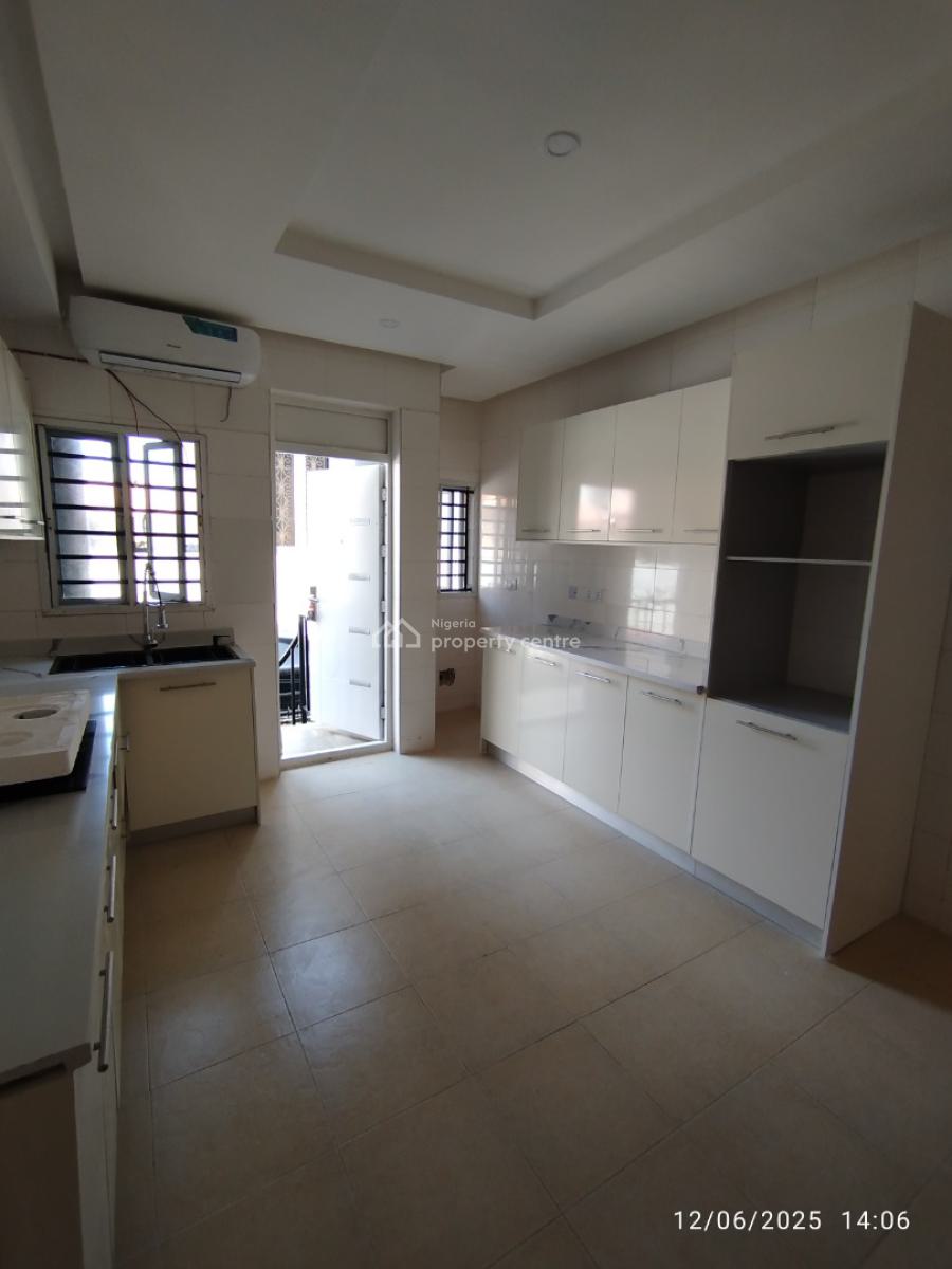 Renovated, Self Compound 4-bedroom Terrace with Bq, Acs, Gate House, Off Bisola Durosinmi Etti Dr, Lekki Phase 1, Lekki, Lagos, Semi-detached Duplex for Rent