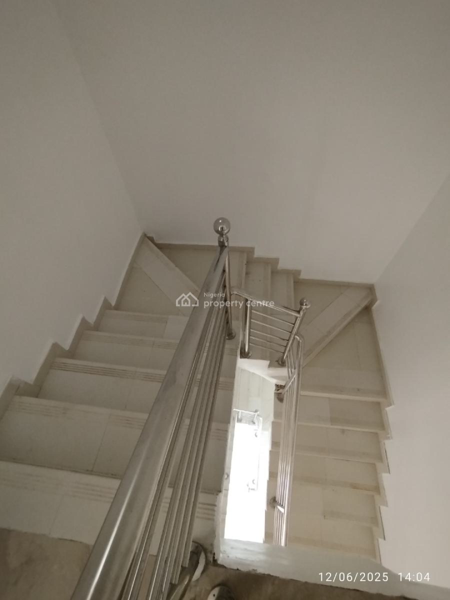 Renovated, Self Compound 4-bedroom Terrace with Bq, Acs, Gate House, Off Bisola Durosinmi Etti Dr, Lekki Phase 1, Lekki, Lagos, Semi-detached Duplex for Rent