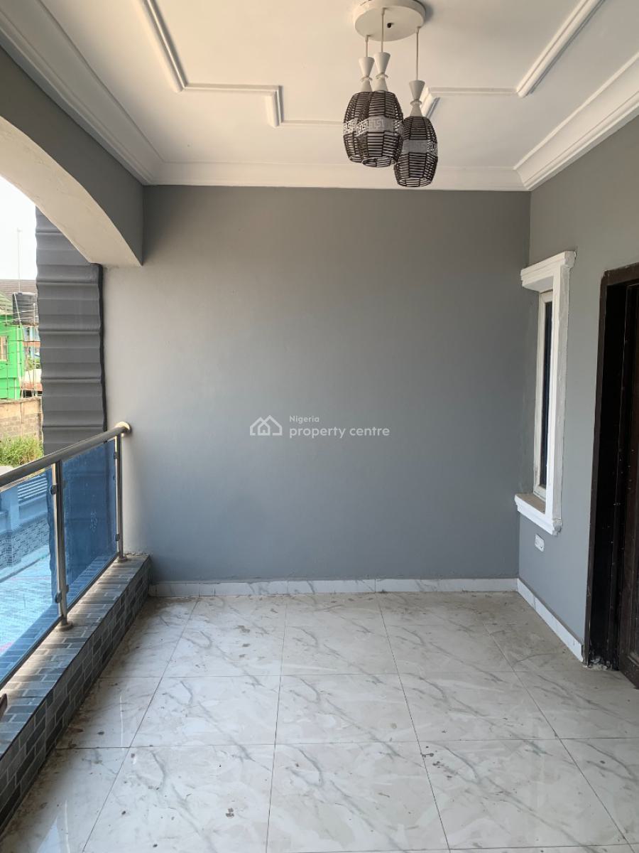 Luxury 3 Bedroom Upstairs with Dinning, Abijo Estate, Ajah, Lagos, Flat / Apartment for Rent