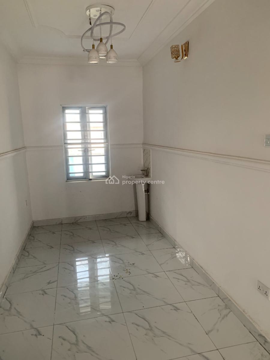 Brand New 2 Bedroom Upstairs with Dinning, Abijo, Estate, Ajah, Lagos, Flat / Apartment for Rent