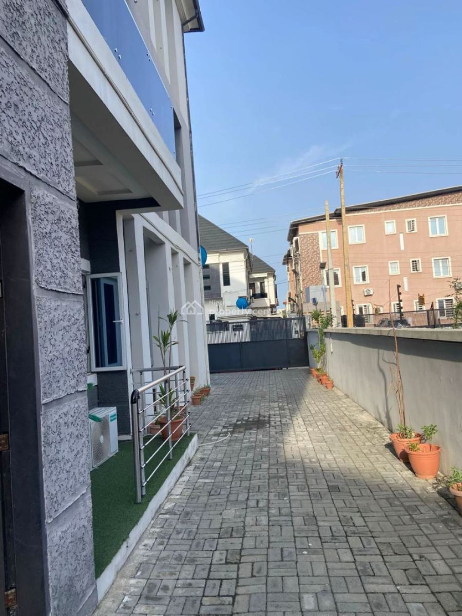 Luxury 3bedroom Apartment, Osapa, Lekki, Lagos, Flat / Apartment for Rent
