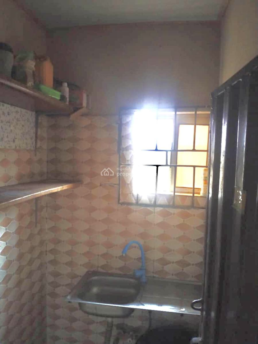 Spacious and Nicely Renovated Selfcontain, Back of Labamba, Berger Quarry, Mpape, Abuja, Flat / Apartment for Rent
