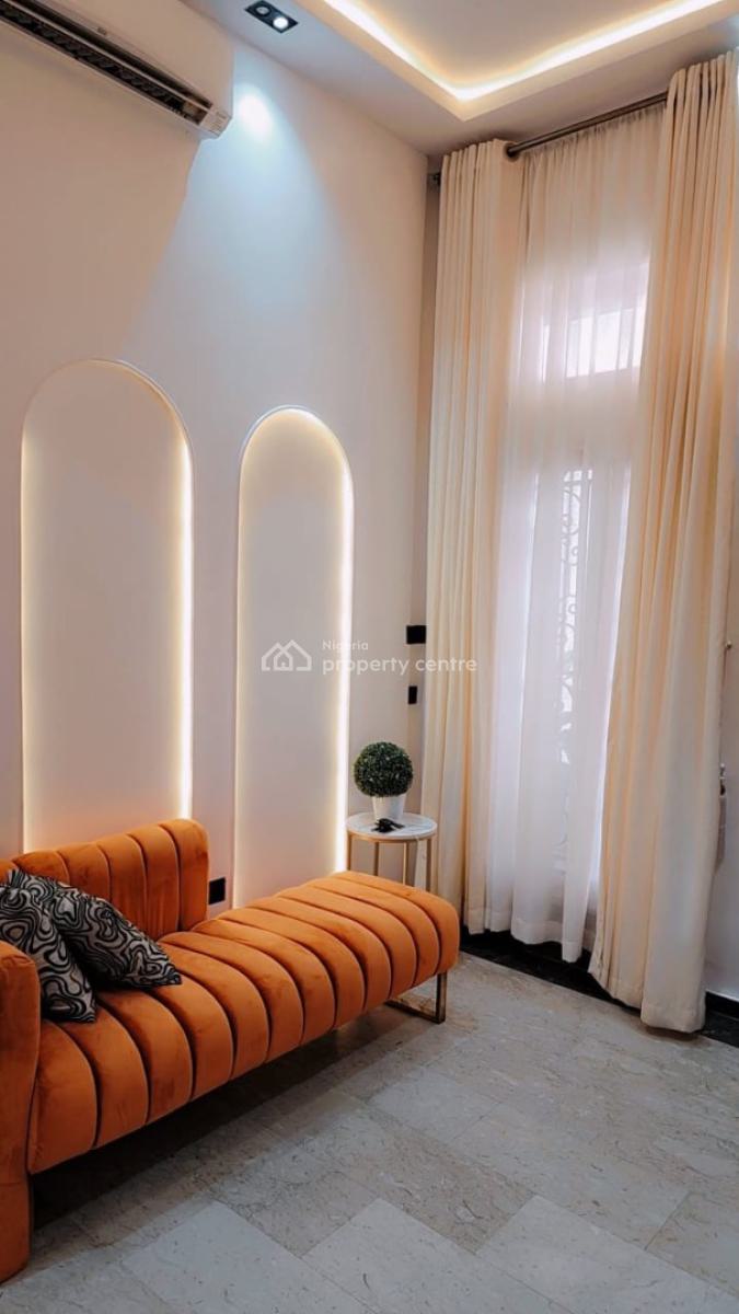 Crisp & Cozy 3-bedroom Serviced Apartment with Ps5, Off Admiralty Way, Lekki Phase 1, Lekki Phase 1, Lekki, Lagos, Flat / Apartment Short Let
