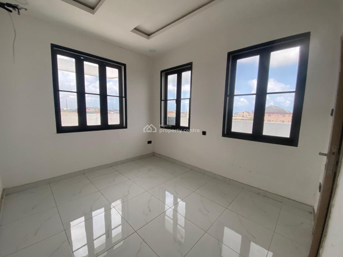 Luxurious Brand New 4 Bedroom Penthouse, Thomas Estate, Ajah, Lagos, Terraced Duplex for Sale