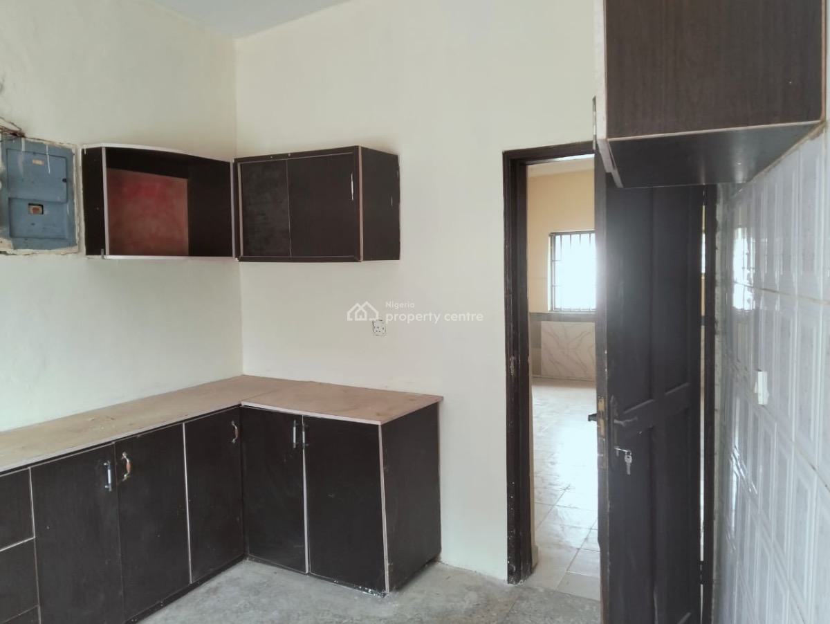 Exquisite Spacious 3 Bedroom Apartment, Utako, Abuja, Flat / Apartment for Rent