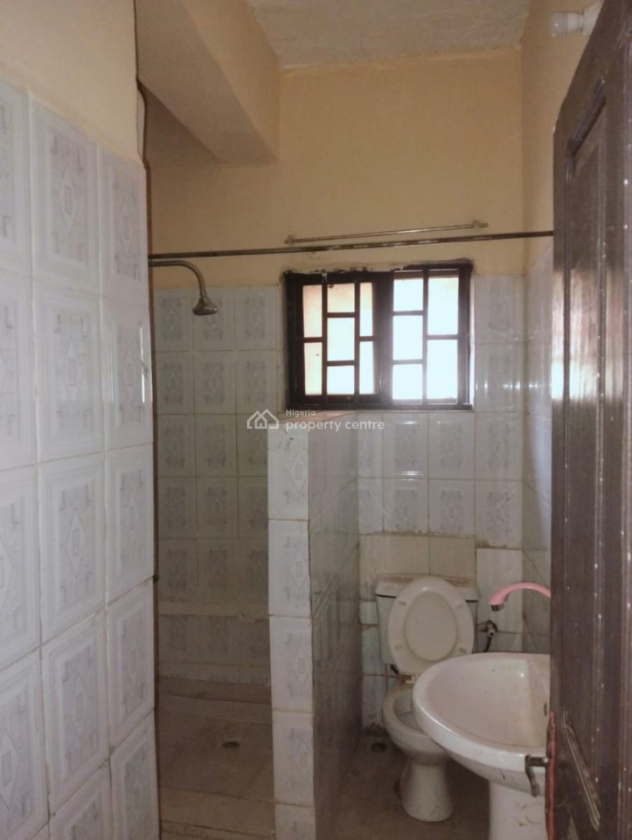 Exquisite Spacious 3 Bedroom Apartment, Utako, Abuja, Flat / Apartment for Rent