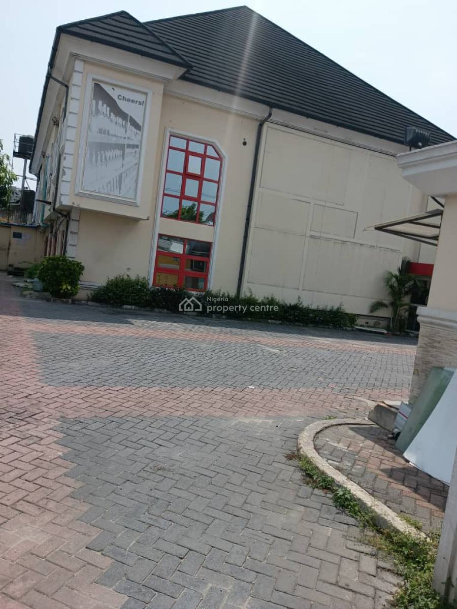 Commercial Building Suitable for Restaurant and Lounge, Club, Supper M, Victoria Island (vi), Lagos, Commercial Property for Rent