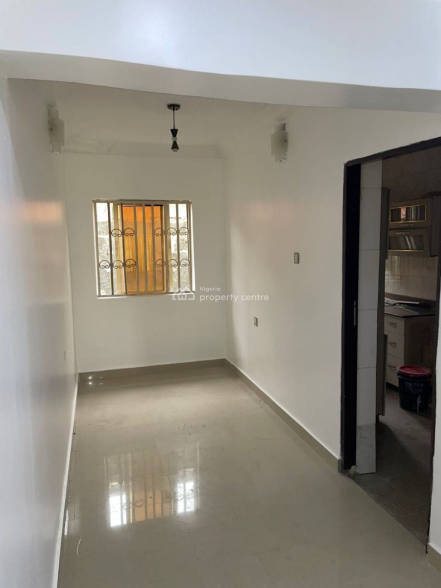 Very Sharp 2 Bedroom Apartment in an Estate., Sangotedo Ajah Lagos., Sangotedo, Ajah, Lagos, Flat / Apartment for Rent