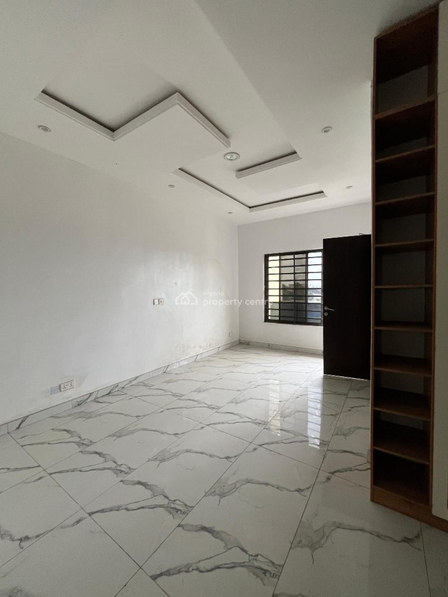 Amazingly Built 4 Bedroom Mainsonette Duplex, Very Spacious Rooms| Secured Area|, Ikeja Gra, Ikeja, Lagos, Block of Flats for Sale