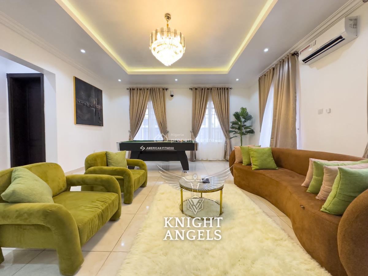Fully Furnished 3-bedroom Apartments (upstairs), Lekki Phase 1, Lekki, Lagos, Flat / Apartment for Rent
