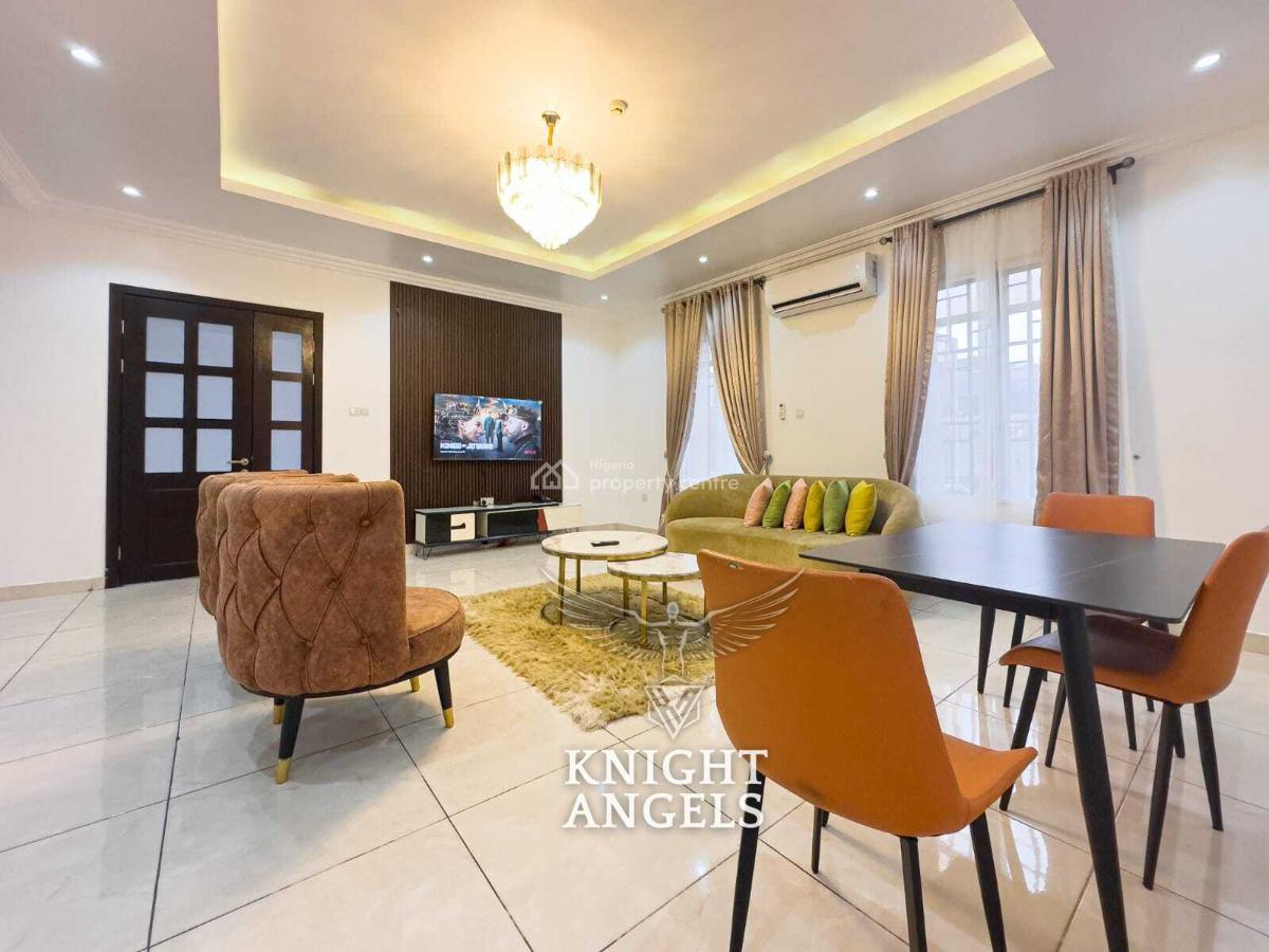 Fully Furnished 3-bedroom Apartments (upstairs), Lekki Phase 1, Lekki, Lagos, Flat / Apartment for Rent