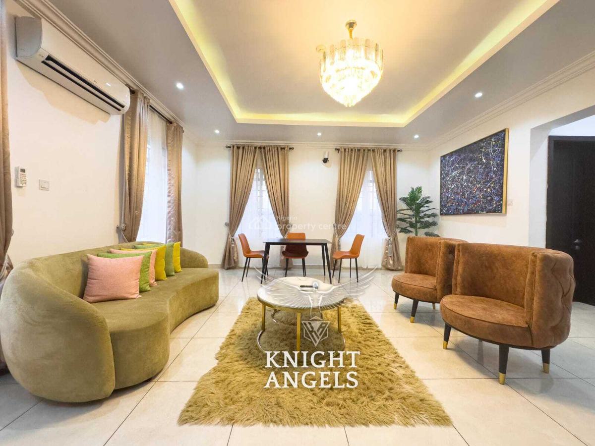 Fully Furnished 3-bedroom Apartments (upstairs), Lekki Phase 1, Lekki, Lagos, Flat / Apartment for Rent