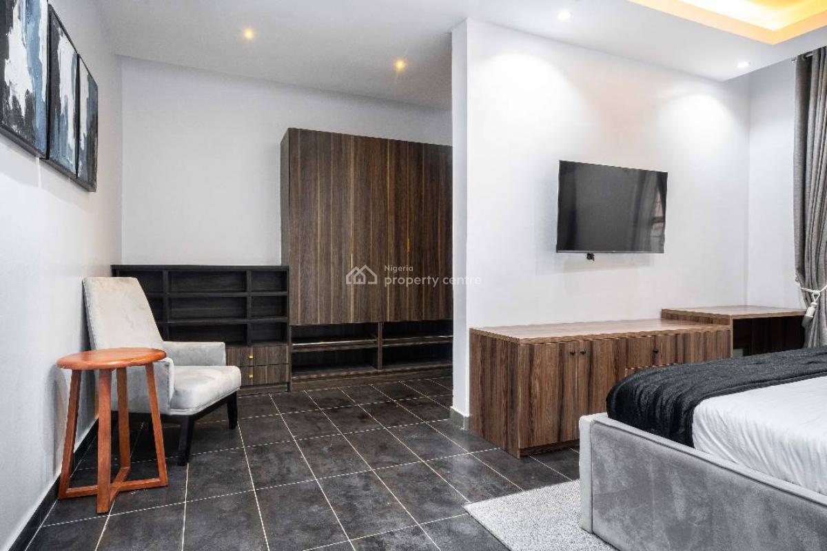 Luxury 2 Bedroom Apartment, Josemaria Escriva Street, Behind Nike Art Gallery., Lekki Phase 1, Lekki, Lagos, Flat / Apartment for Sale