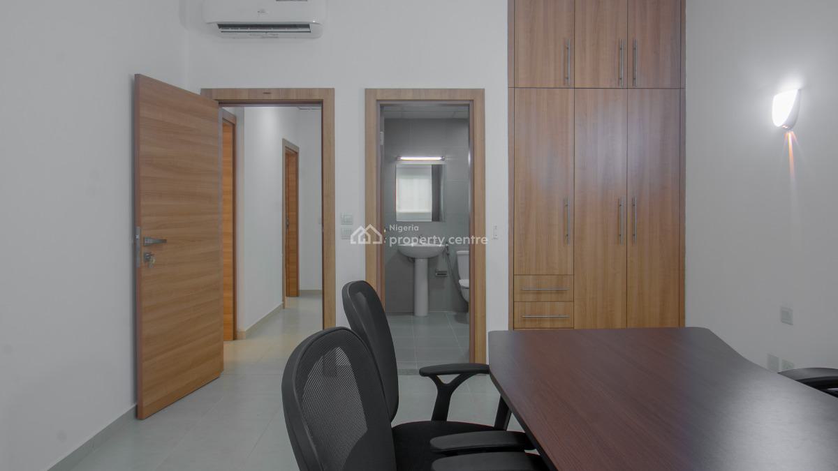 Luxurious 2 Bedroom Apartment, Aliyu Modibbo, Guzape District, Abuja, Flat / Apartment Short Let